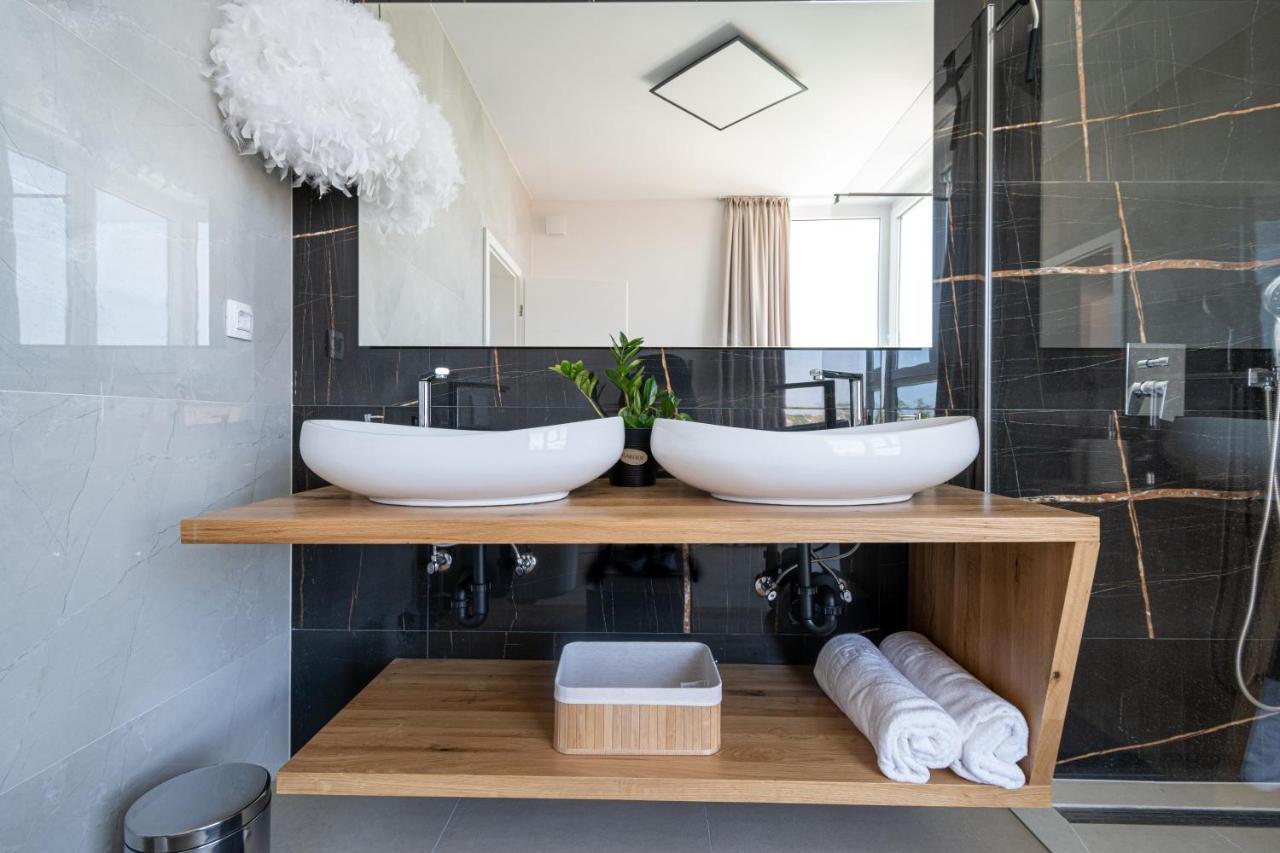 Bay Diamond Villa *