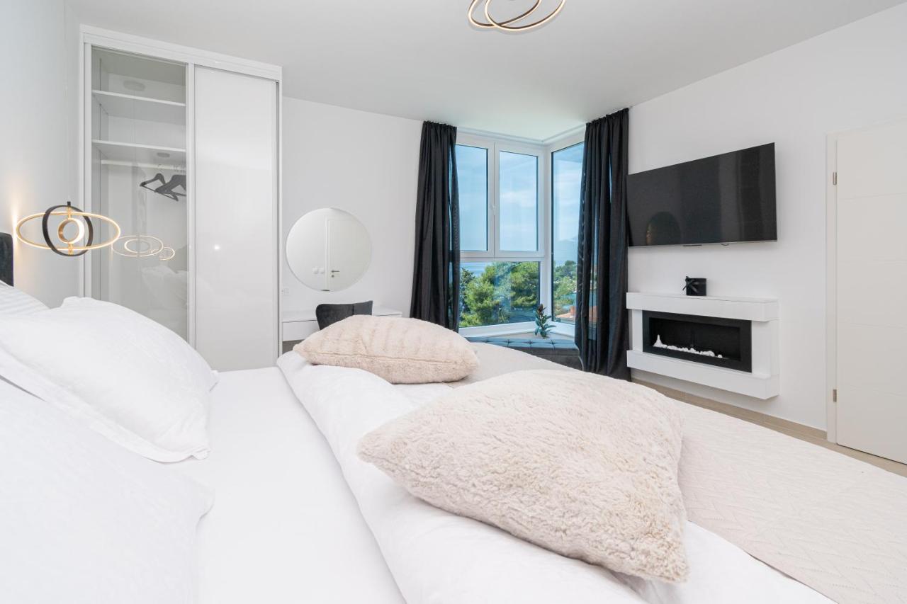 Bay Diamond Villa